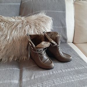 Guess leather booties